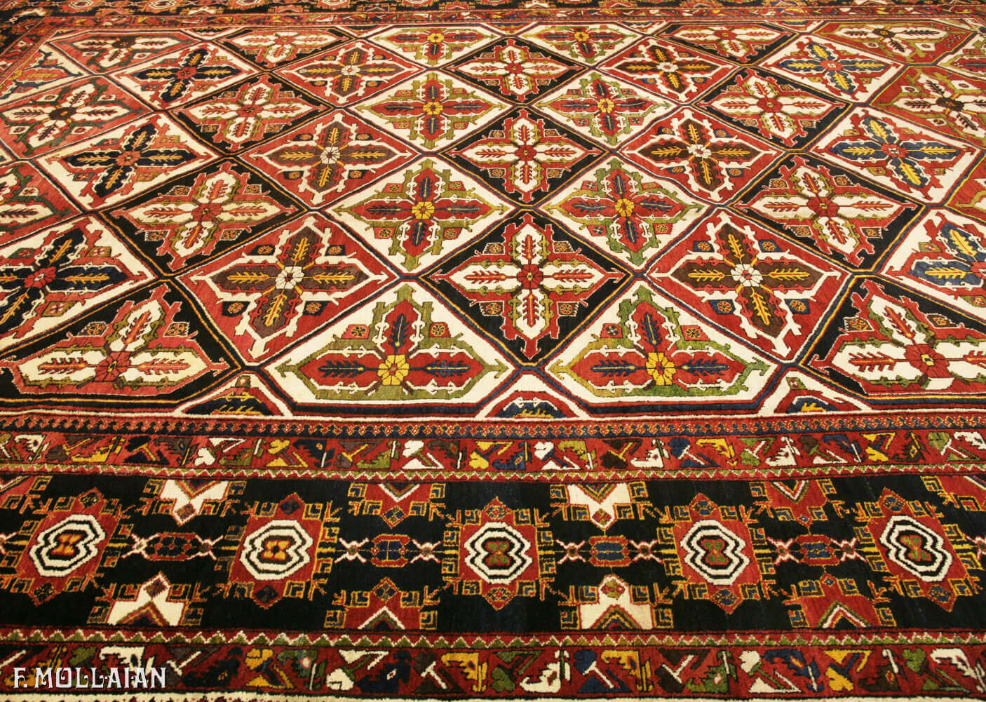 Antique Persian Large Bakhtiari Carpet n°:17884719